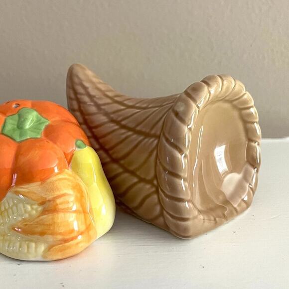 Ceramic Cornucopia Salt & Pepper Shakers by Russ, Thanksgiving, Fall, Festive - Picture 2 of 5